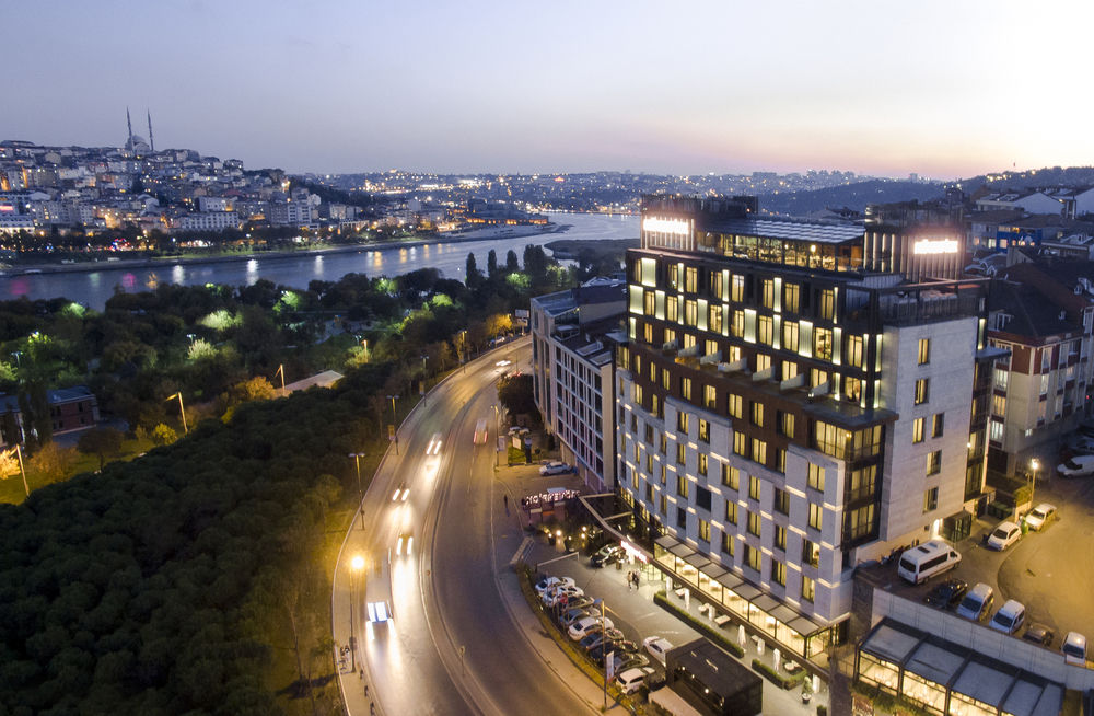 Movenpick Istanbul Hotel Golden Horn image 1